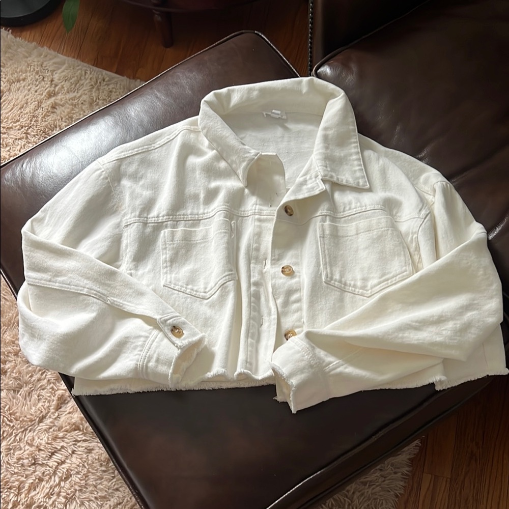 Cropped white denim jacket- size medium Bobbles and Lace